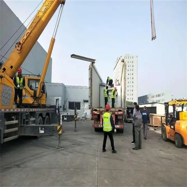 南江如何找到附近的吊车救援服务